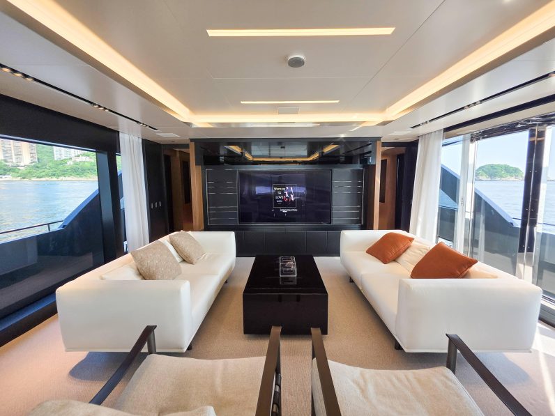 
								RIVA 102 CORSARO SUPER full									