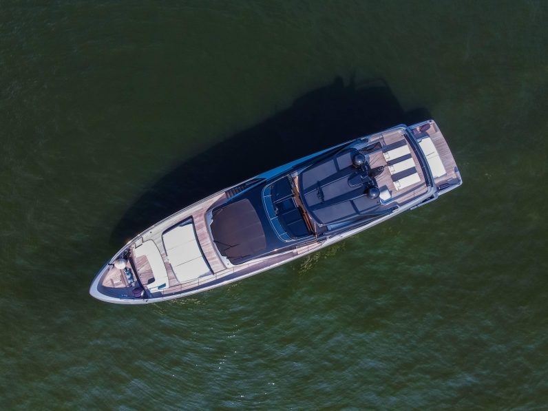 
								RIVA 102 CORSARO SUPER full									