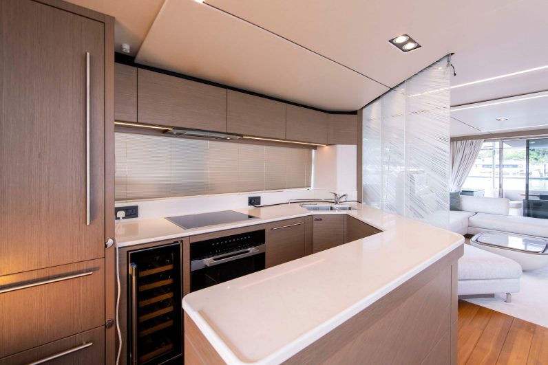 
								PRINCESS Y78 / 2020 full									