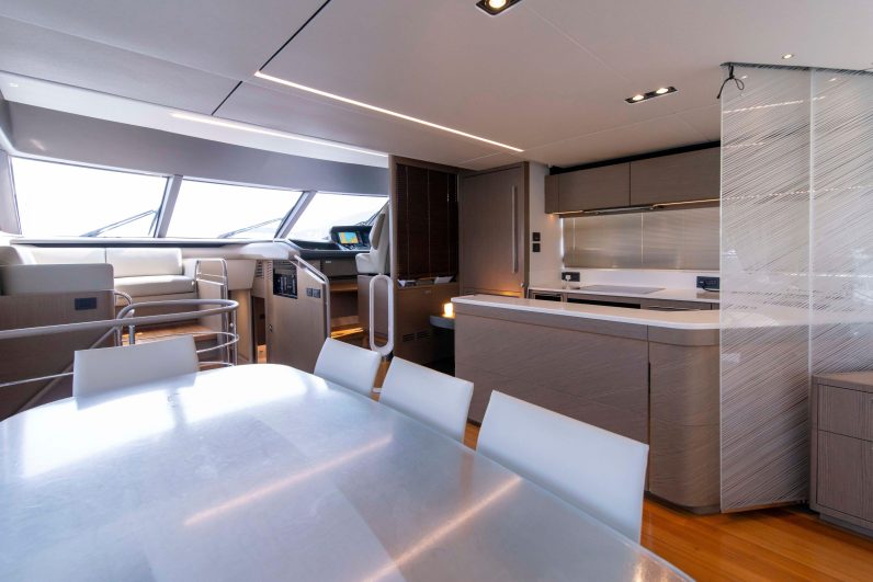 
								PRINCESS Y78 / 2020 full									