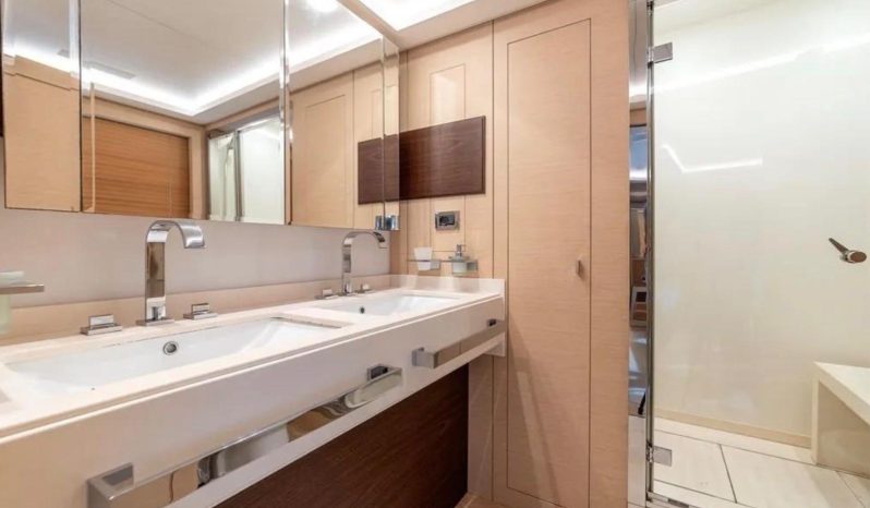 
								BENETTİ DELFİNO 93 full									