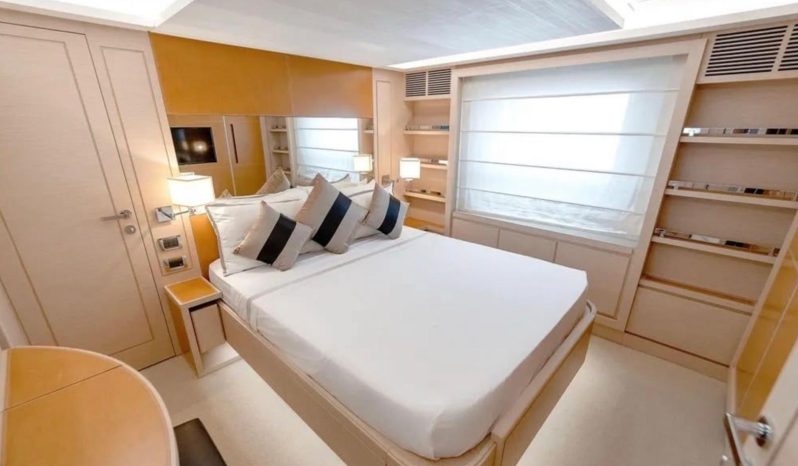 
								BENETTİ DELFİNO 93 full									