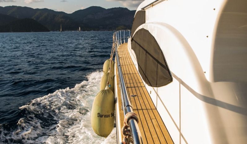 
								1.Sınıf Custom Made T.C Bayrak Ticari Tekne 21 mt full									