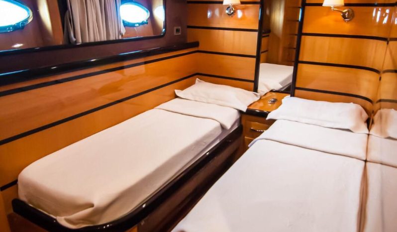 
								1.Sınıf Custom Made T.C Bayrak Ticari Tekne 21 mt full									