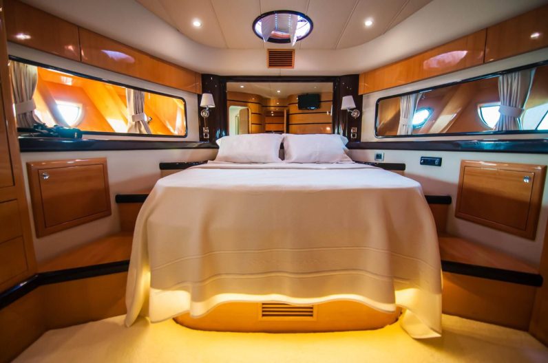 
								1.Sınıf Custom Made T.C Bayrak Ticari Tekne 21 mt full									