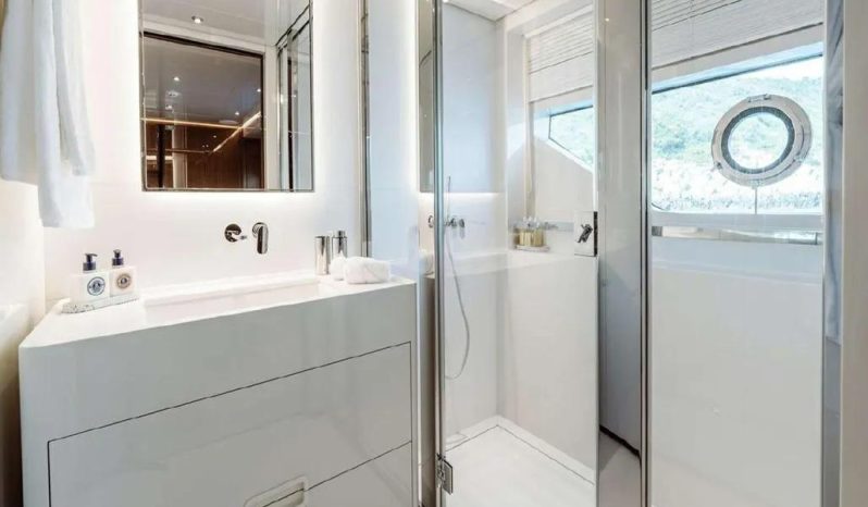 
								CUSTOM LINE 120 full									