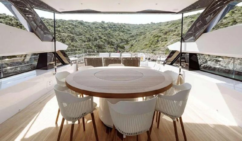 
								CUSTOM LINE 120 full									