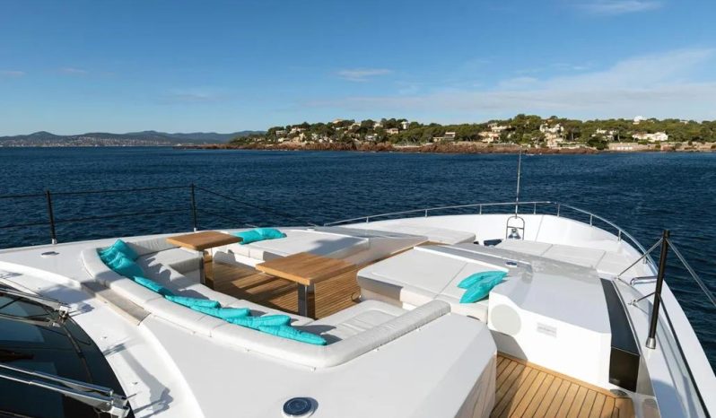 
								CUSTOM LINE 106 full									