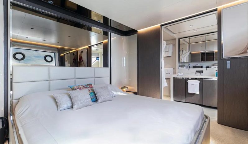 
								CUSTOM LINE 106 full									