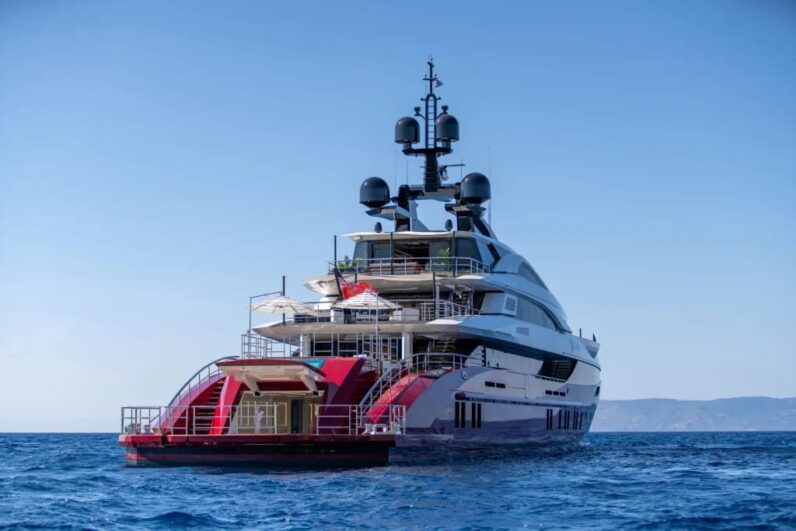 
								LEONA YACHT 80M full									